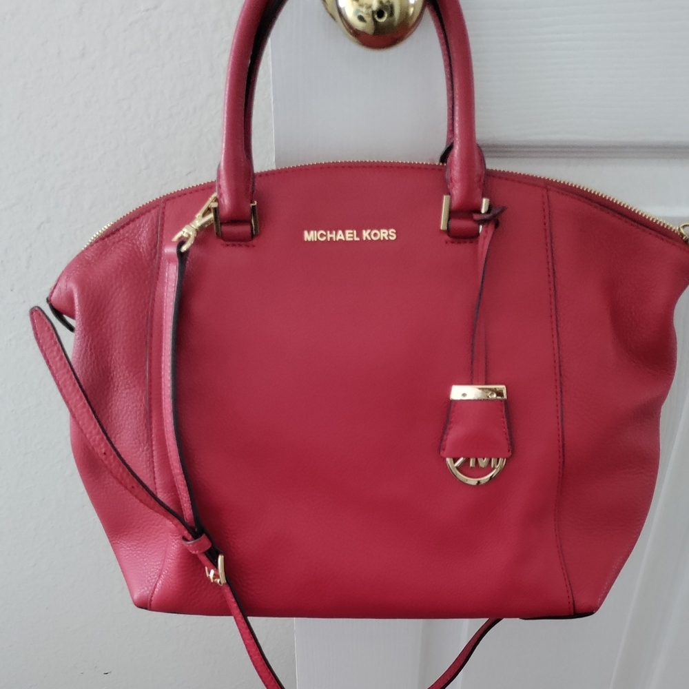 Michael Kors Large Riley 🎒 Red Purse